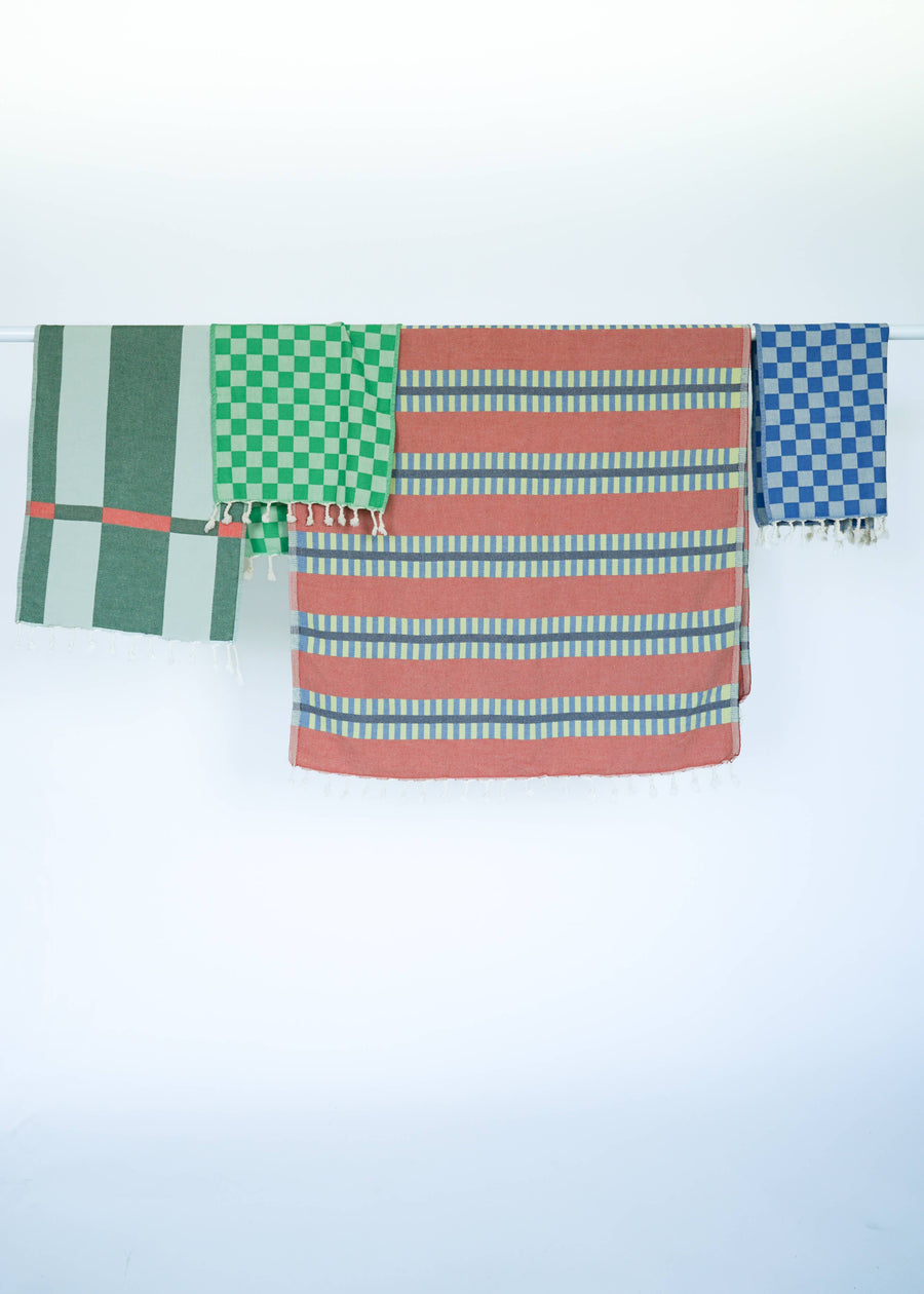 LATTICE TURKISH TOWEL / RUM PUNCH