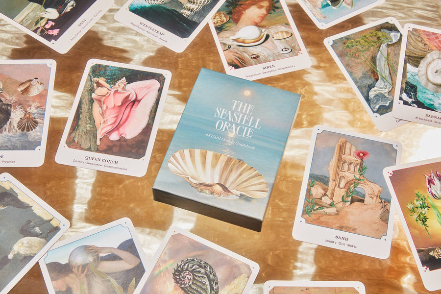 Ocean Tarot - The Seashell Oracle: 44 Card Deck and Tarot Guidebook
