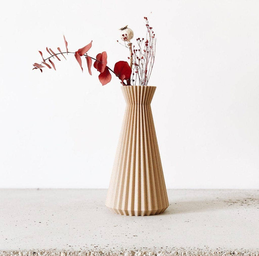 Ishi Vase, perfect for dried flowers