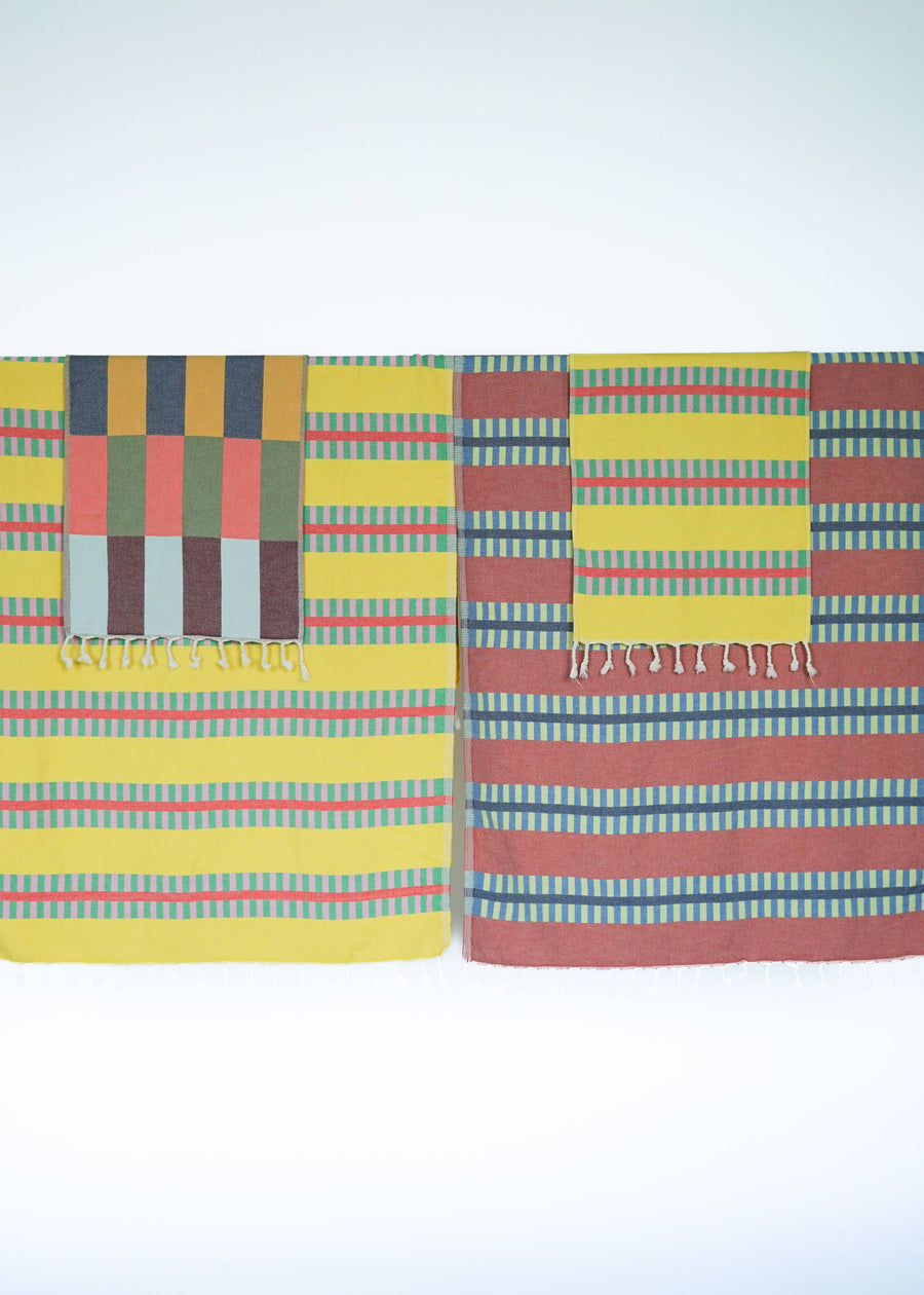 LATTICE TURKISH TOWEL / RUM PUNCH