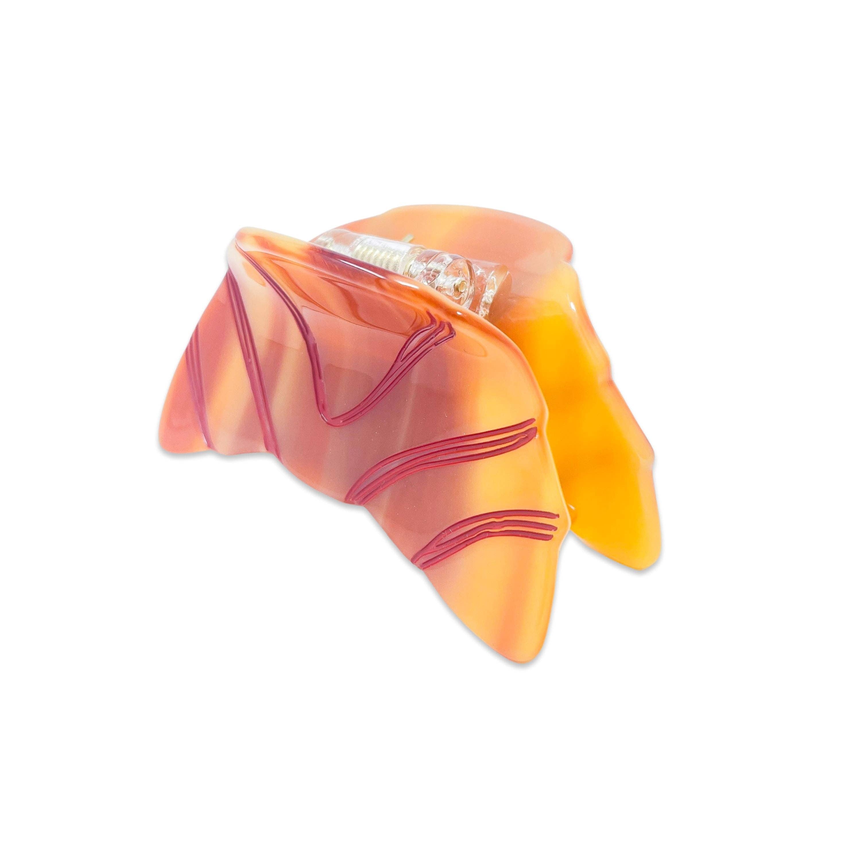 small hairclip shaped croissant 